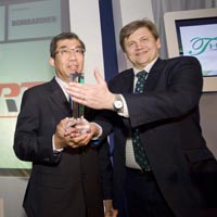 The complete green overhaul of over 60 trains in 2009 and the speedy adoption of energy saving technologies made this metro the overriding winner - Mr. Lee Seng Kee accepting the award on behalf of SMRT for the Most Energy Efficient Metro 
